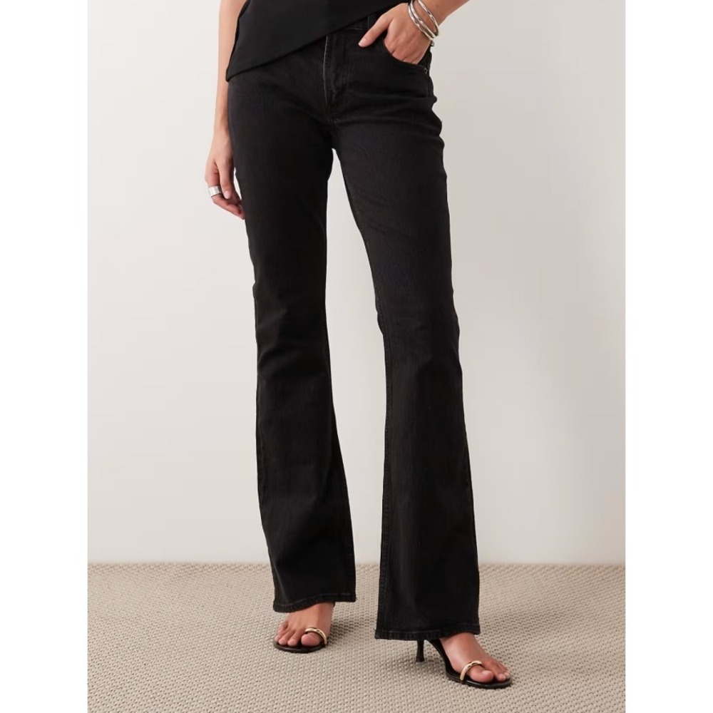 Abercrombie & Fitch Mid Rise Bootcut Jeans Black Size 26 2R NWT